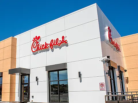 Chick-fil-A-Restaurant-Exterior.jpg
