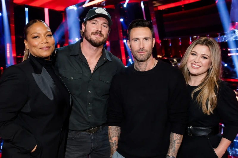realistic-editorial-group-portrait-of-the-voice-season-30-coaches-queen-latifah-.png