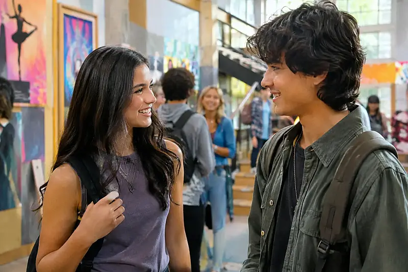 ‘Hollywood Arts’ leaves the door open for original ‘Victorious’ cast