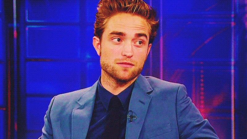 Robert Pattinson Has Grown A Humongously Bushy Beard