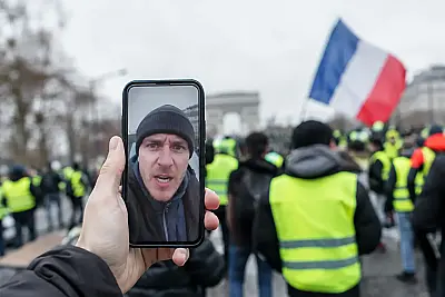 A TikTok Fuel-Rage Clip Sparked a Yellow Vest Protest Date—But No Organizers