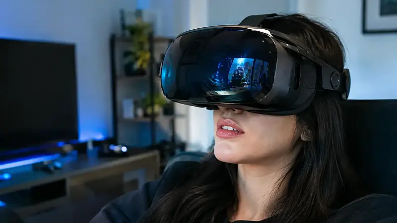 Pimax Crystal Pro Promises Wireless PC VR Without Shrinking the Image