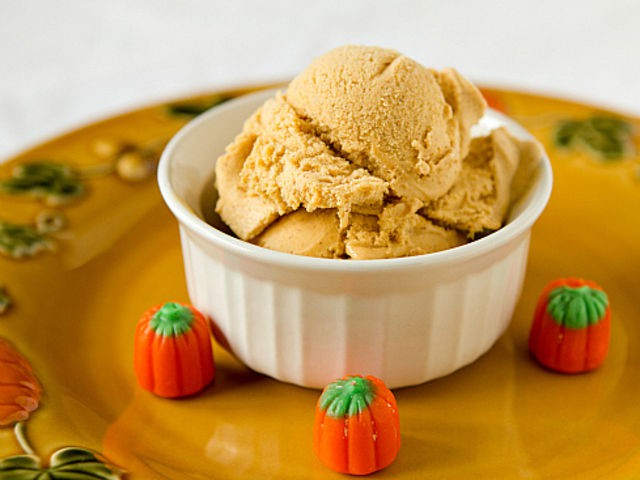 Last but not least, a nice cool bowl of Pumpkin Spiced ice cream.