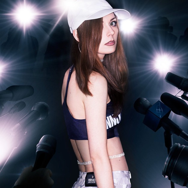 “Hi” by Hannah Diamond